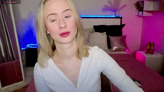 Chatroom XXX en direct de SashaBrooks