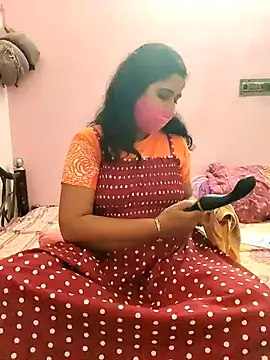 Rupali201 Adlı Modelin Canlı XXX Sohbeti