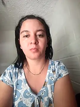 Camila-Valverde 现场XXX聊天