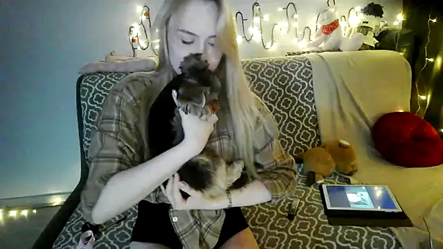 LunaPeony – Naživo XXX chat