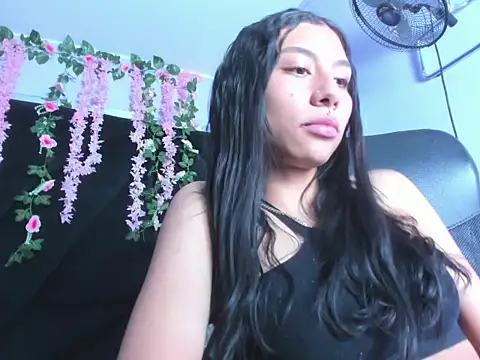 Chat XXX en directo de nicolfontana_