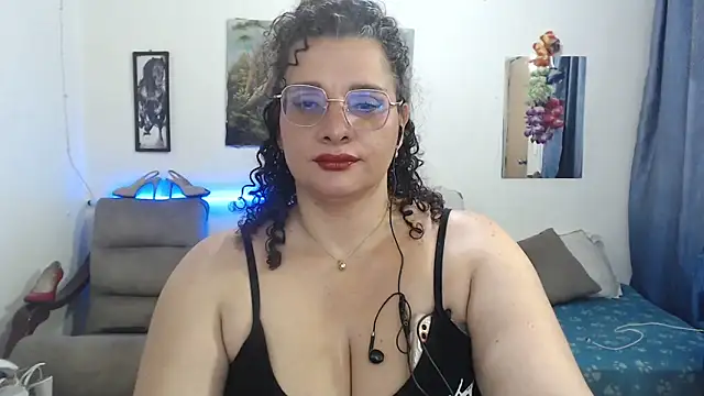 Živý XXX chat Aleja_Gonzales