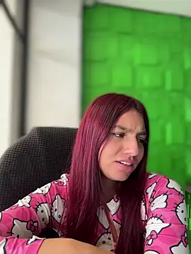 Chatroom XXX en direct de Emily-teen