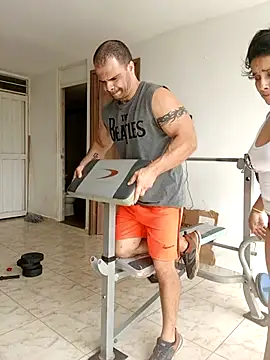 LEIRIS_Y_FRED_01's Live XXX Chat