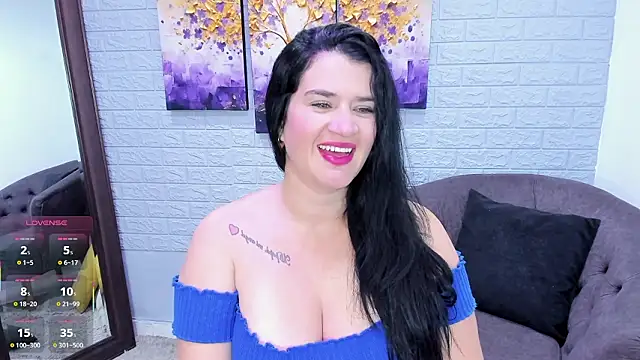 LenaRuiz_ Chat XXX live