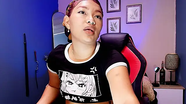 JadaRoberts Show in webcam