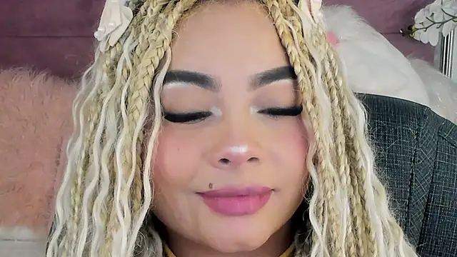 conny__curly 现场XXX聊天