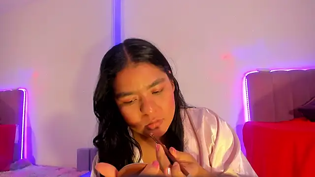 HayamiKioto Adlı Modelin Canlı XXX Sohbeti