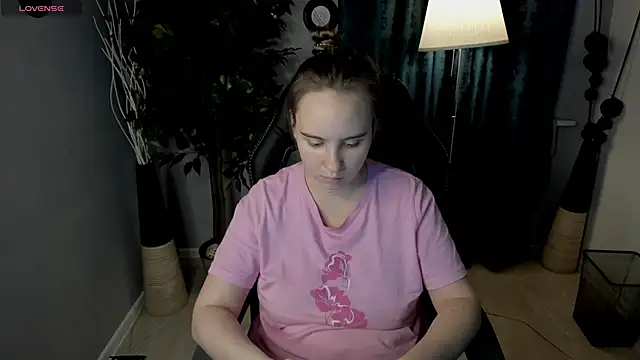 Lika_0ne 现场XXX聊天