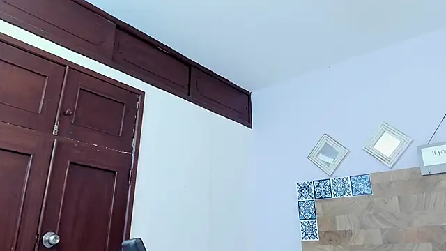 kylieBensoon – Naživo XXX chat