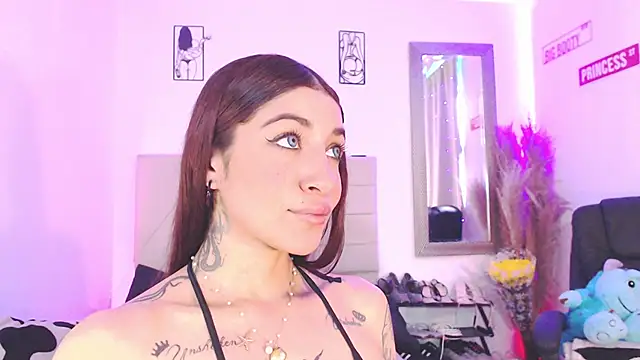 Anna_belly Chat XXX in diretta