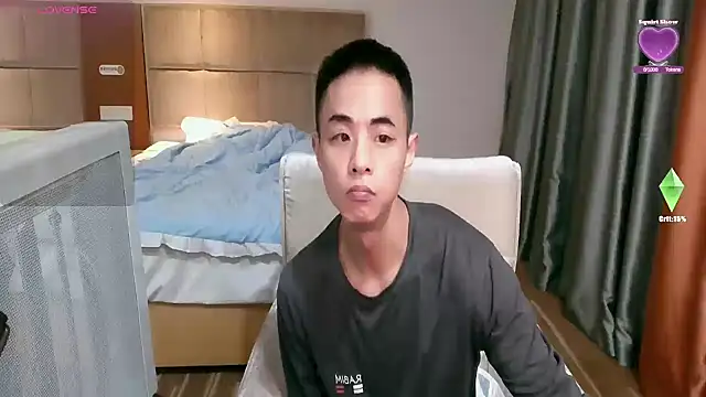 Tsia-Die: онлайн-секс-чат