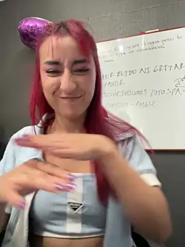 JuliethaDemon_ 现场XXX聊天