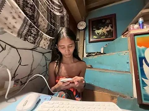 asya_chris Webcamshow