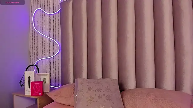 SamanthaPeachss 现场XXX聊天