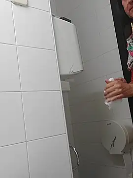 دردشة Emily_de_Carla الجنسية المباشرة