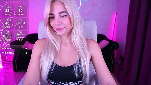 BellaRayyy élő XXX-chatje