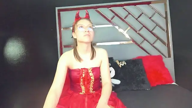 BellaLuck 现场XXX聊天