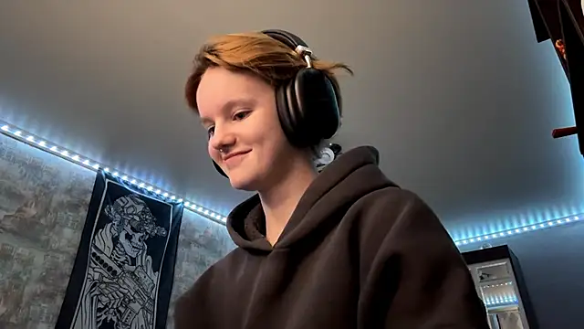 XXX chat uživo modela CutieGoga