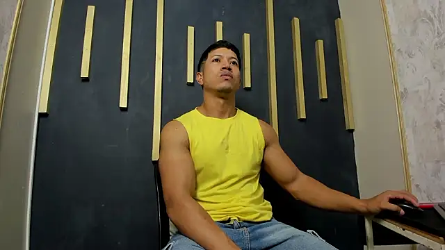 Zack_20cm Live XXX-Chat