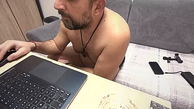 Pokazy przed kamerką – TARKAN1