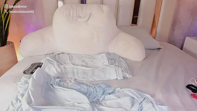 Nicolemorelli2 élő XXX-chatje