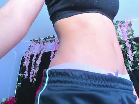 nicolfontana_ Adlı Modelin Canlı XXX Sohbeti