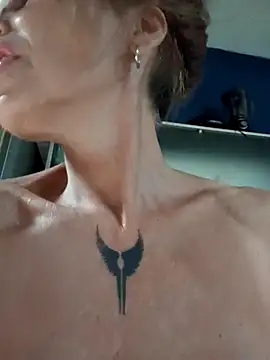 دردشة FrozenWaffle الجنسية المباشرة