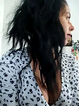 Luianna Chat XXX in diretta