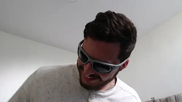 Онлайн чат XXX thomas_gun