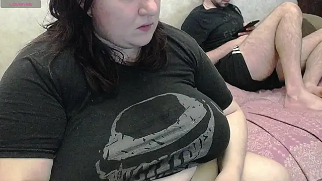 lisa_Black00 Adlı Modelin Canlı XXX Sohbeti