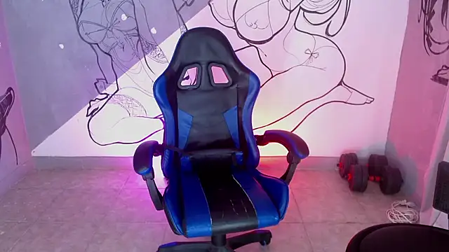 mynxii_petite Chat XXX in diretta