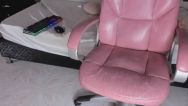 valentina_fi Chat XXX in diretta