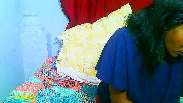 freaky_naughty Adlı Modelin Canlı XXX Sohbeti