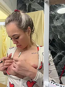 alisa_w's Live XXX Chat