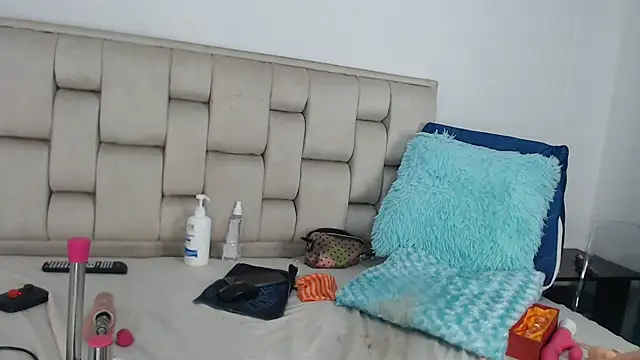 Ambar-Collins69 라이브 XXX 채팅