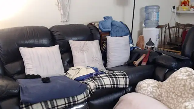 Juicy_Julie469のライブXXXチャット