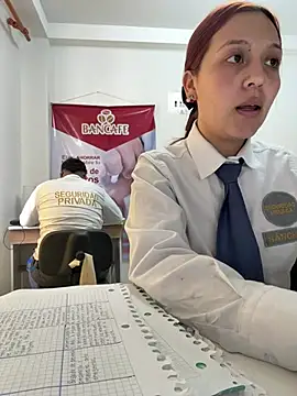 Emily-7_ Chat XXX live