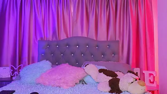 Živý XXX chat Emiily_Scott1