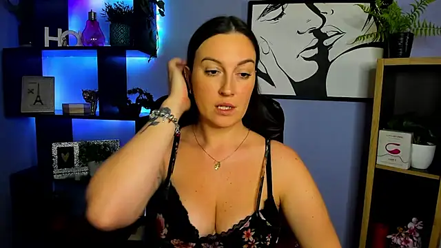 FUN_AMI Live XXX Chat