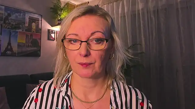 แชท XXX สดของ vanessa_chat