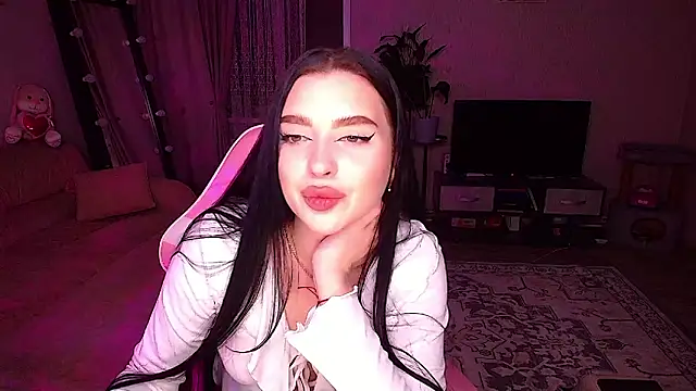 __Malika__: онлайн-секс-чат