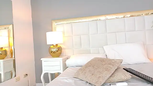 KaylieLondon Chat XXX in diretta