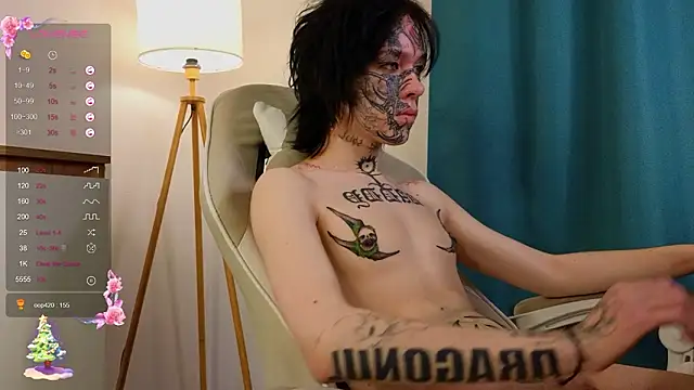 em0_b0y Show in webcam