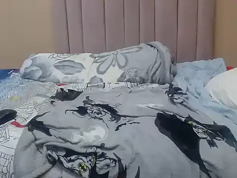 Czat XXX na żywo – ThickDiva99