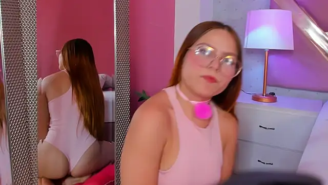 Онлайн чат XXX VictoriaLasse