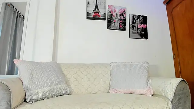 Chatroom XXX en direct de PauleteW10