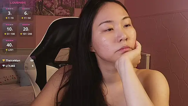 Inari_Okami_ Live XXX-chat