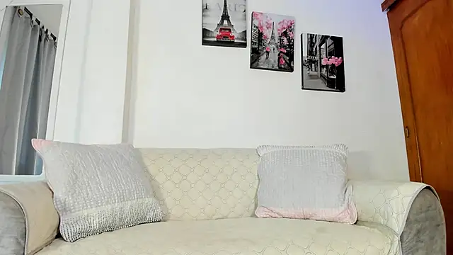 PauleteW10 Live XXX-chat