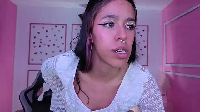 Chatroom XXX en direct de stephania_t